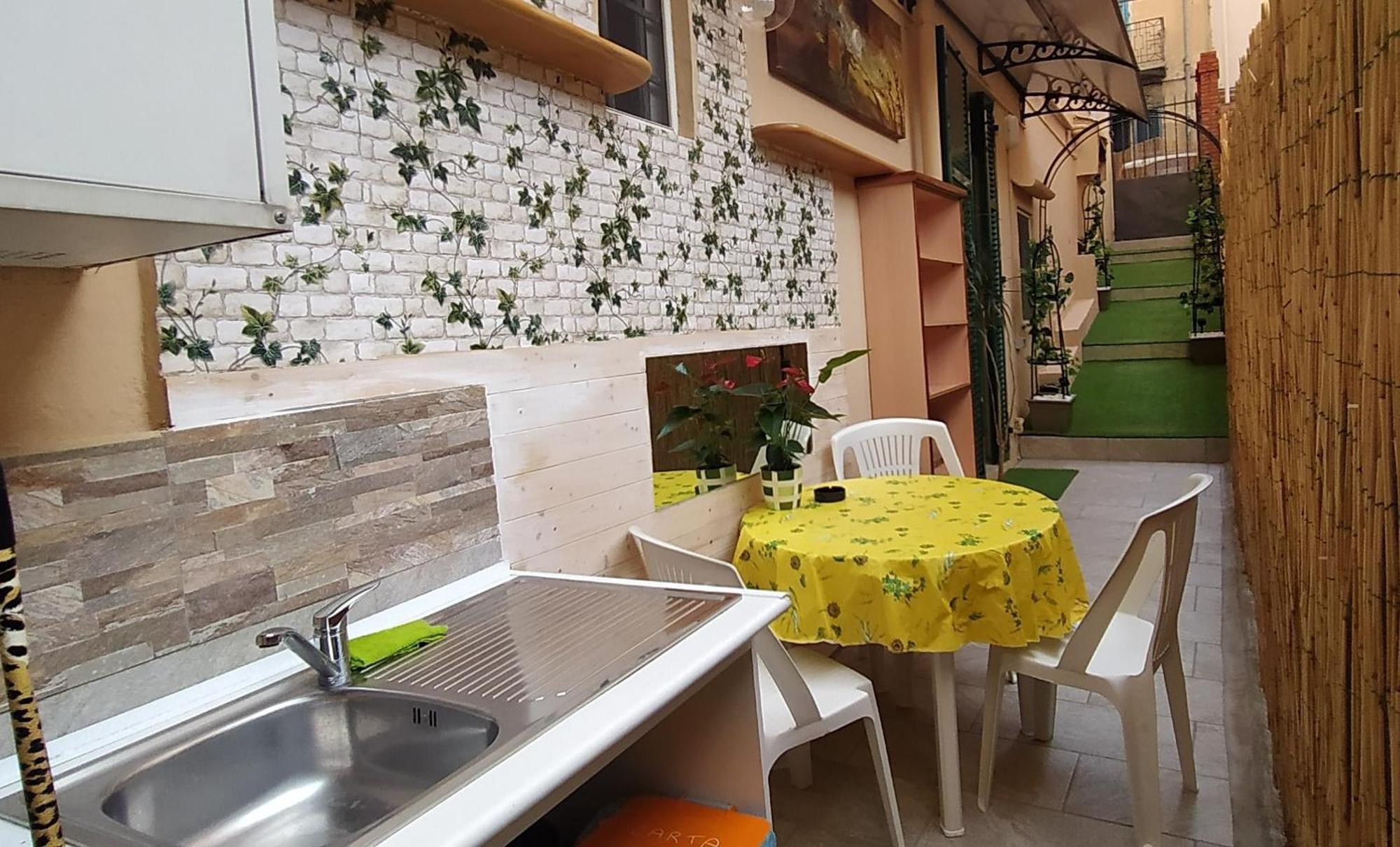 Ribero'S Home - Center - Quite Zone Sanremo Exterior foto